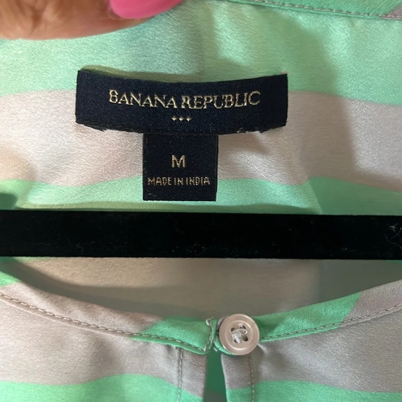 Banana Republic Factory Striped Top Medium - Picture 2 of 6